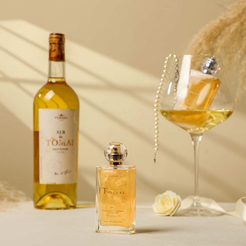 عطر زهري فاكهي طبيعي ومنعش من  - مراجعة The Collection Perfume Fragrance وسعره